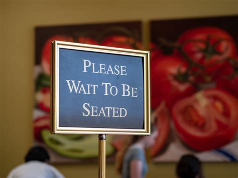 5 Effective Ways To Reduce Restaurant Wait Times