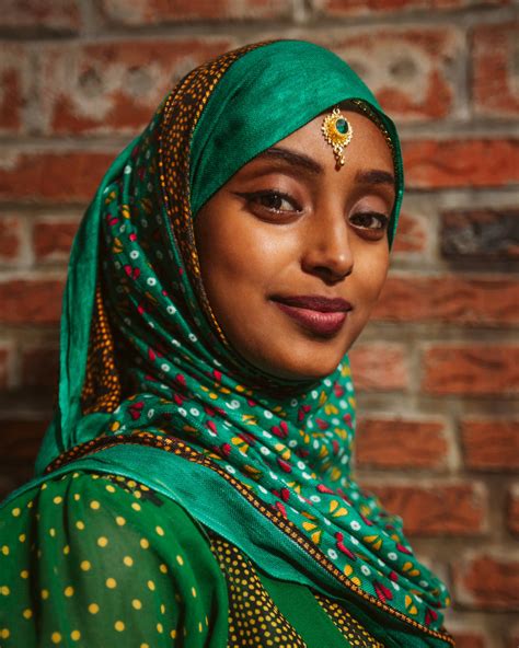 Download Ethiopia Muslim Woman Portrait Wallpaper