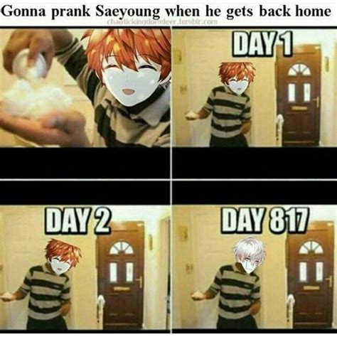 Pin By Micahfe On Mystic Messenger Mystic Messenger Memes Mystic Messenger Funny Mystic