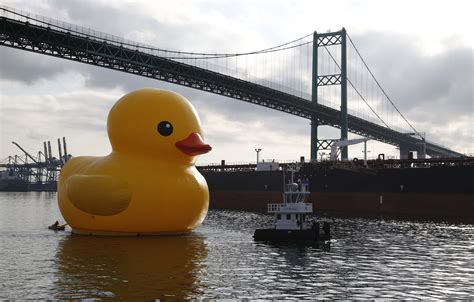Giant Rubber Duck World Tour Comes To Los Angeles