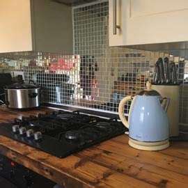 Glass splash backs can be tailored to fit your creative flair. Creative Kitchen Splashbacks: Get Inventive With Stylish ...