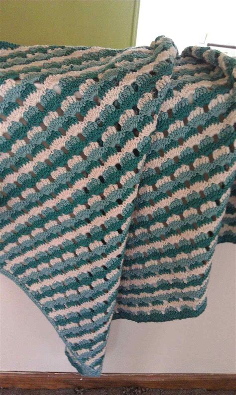 5 Beautiful Free Shell Stitch Crochet Afghan Patterns