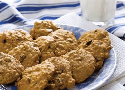 Also, i make these with brown sugar which makes it healthy and flavours too. Oatmeal Cookies with Dried PlumsOatmeal Cookies with Dried Plums | Diabetic Recipes | A ...