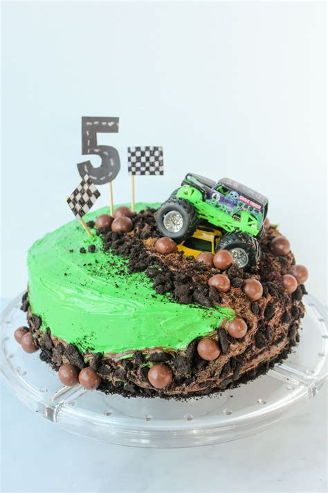 √ Homemade Monster Truck Birthday Cake