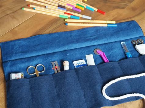 Diy Roll Up Pencil Case Sewing With Scraps