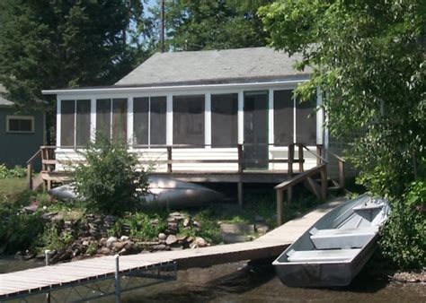Keuka lake is a favorite finger lakes destination for many visitors who come to enjoy the warm waters, excellent fishing and lakefront restaurants. Keuka Lake Vacation Rentals: Beechnut Bungalow | Finger ...