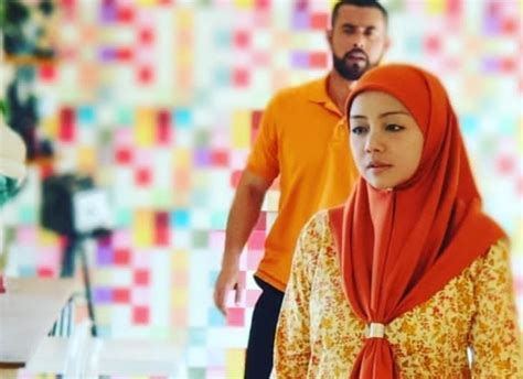 Check spelling or type a new query. Drama Bidadari Kiriman Tuhan Episod 14 - Hiburan