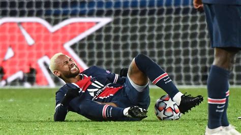 PSG Énorme inquiétude pour Neymar touché à la cheville Le10sport com