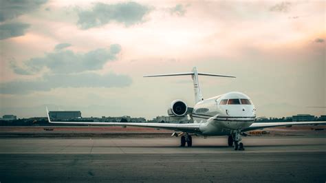 Booking A Private Jet All The Ways To Fly Private Starting At 100