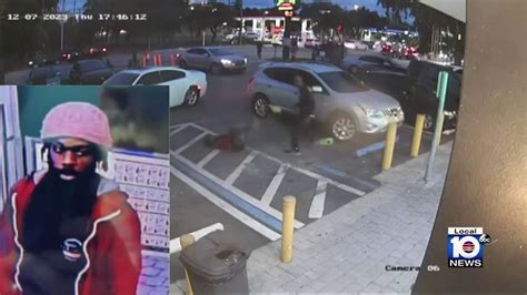 Man caught on camera shooting liquor store employee in northwest Miami