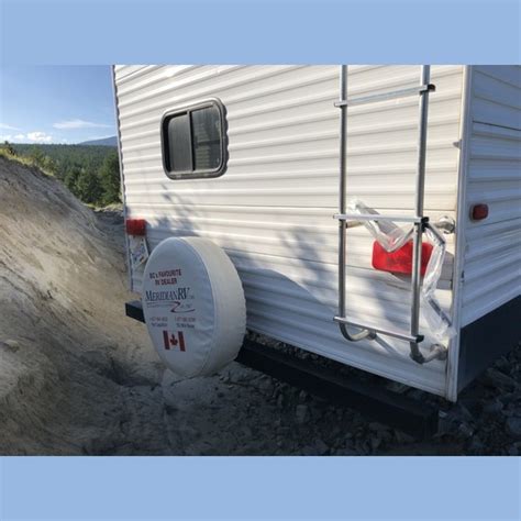 Have a question about this floorplan? Hideout 29 ft. Travel Trailer