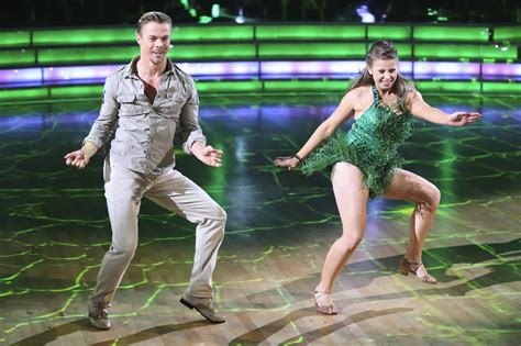 Dancing With The Stars Season 21 Premiere Recap Bindi Irwin Derek