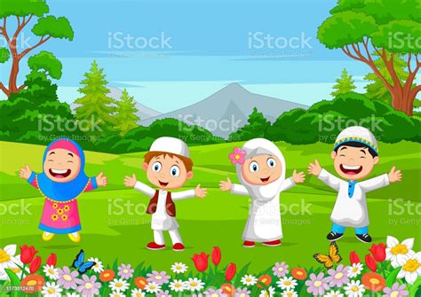 Happy Muslim Kids Bermain Di Taman Ilustrasi Stok Unduh Gambar
