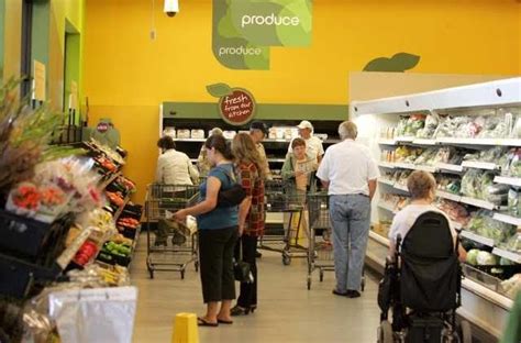 Fresh And Easy Buzz Fresh And Easy Neighborhood Market Launches In Store