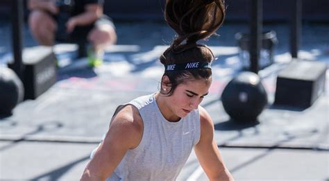 Lauren Fisher Is Changing Regions For 2018 Season The Barbell Spin