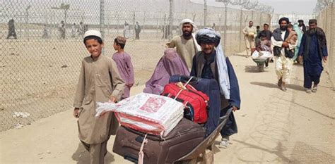 over 217 000 illegal afghans returned home officials