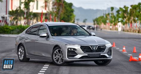 Bảng giá xe vinfast mới nhất tháng 06/2021. VinFast chưa thay đổi giá bán xe Lux và Fadil