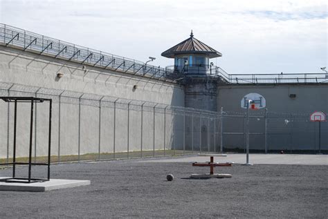 Image Result For Prison Exterior 21st Century Prison Criminal