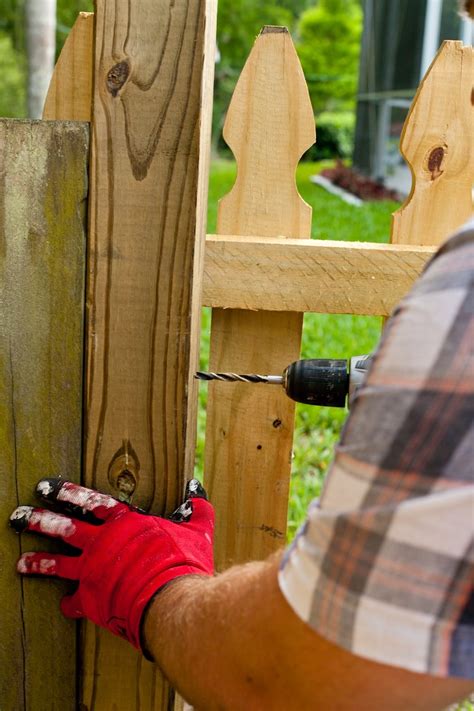 Ft., this horizontal shed by suncast® is the perfect solution for hiding your unsightly garbage cans and organizing your lawn and garden equipment. Stunning DIY Horizontal Slat Fence | Lifestyle | Fresh ...