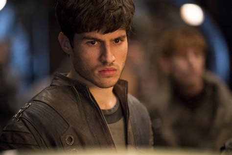 KRYPTON: Seg Must Make The Ultimate Sacrifice In The New Promo & Photos