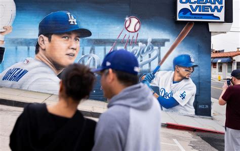 Shohei Ohtani Murals Pop Up In La Heres Where To See The Japanese