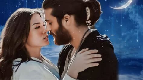 Can Yaman Demet Ozdemir Bellissimi Sguardi Youtube