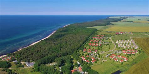 15.03.2021 top 10 rügen sehenswürdigkeiten: Reetdachhaus/Ferienhaus bei Dranske auf Rügen - Rügen