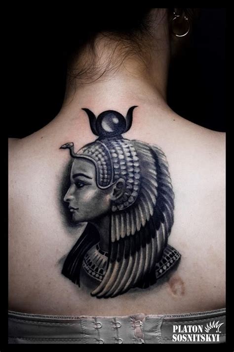 She is the first daughter of geb (the god of the earth) and nut (the goddess of the sky) born on the first day of the first years of creation. Cleoptra wearing the goddess Isis's headpiece by Platon ...