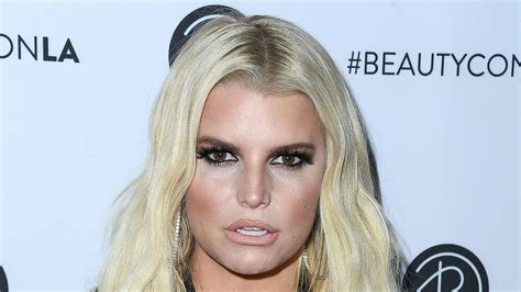Jessica Simpson Shared A New Makeup Free Photo On Instagram Allure