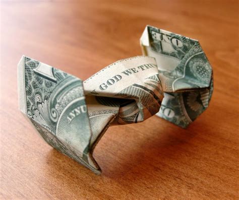 25 Exceptional Dollar Bill Origami Examples