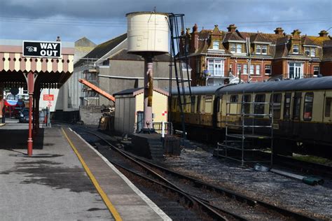 End Of The Line At Paignton Queens Park © David Martin Geograph