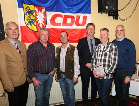 Auf diese fragen will parteichef armin laschet antworten finden. CDU OV Schenefeld und Umgebung ehrt langjährige Mitglieder ...