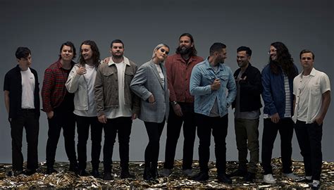 Hillsong church usa we are a church that believes in jesus, a church that loves god and people. Hillsong Music - UNITED, Young & Free and Hillsong Worship ...
