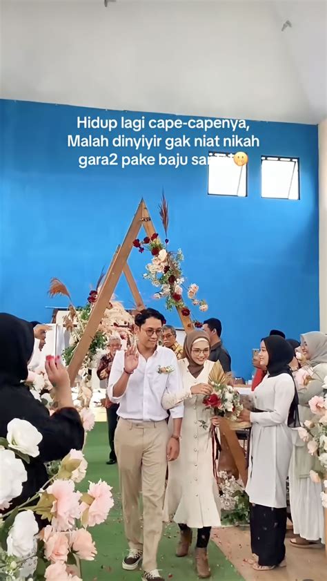 Pernikahan Viral, Pasangan Ini Dibilang Gak Niat Nikah karena Bajunya