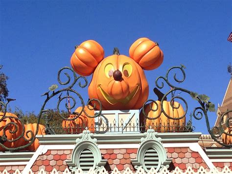 Two Disney Darlings Halloween Time At Disneyland