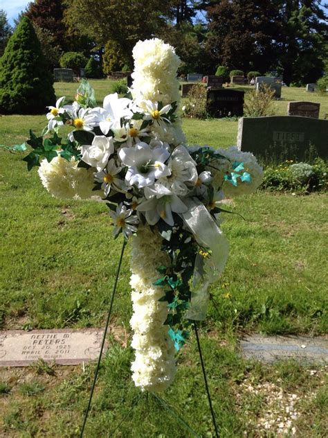 Artificial Flower Cross For The Cemetery Flower Arrangements