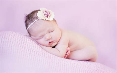 Cute Newborn Wallpapers Hd Wallpapers Id 14801