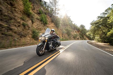 Moved up from vulcan vn900. 2021 Kawasaki Vulcan 1700 Voyager ABS Guide • Total Motorcycle