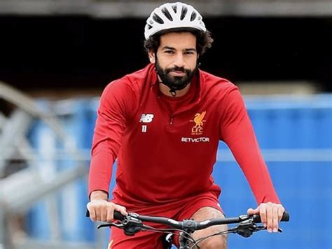 محمد صلاح لاعب كرة قدم مصري من مواليد مدينة بسيون عام 1992. محمد صلاح | موقع اسكتشات | موقع اسكتشات