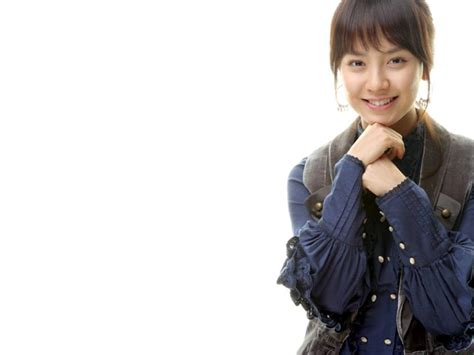 Downloading mobile wallpapers from mordeo is easy, simple and instant. Song Ji Hyo Wallpaper