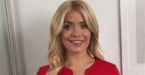 Holly Willoughby Slammed By Fans For Dressing Twice Her Age In Rare