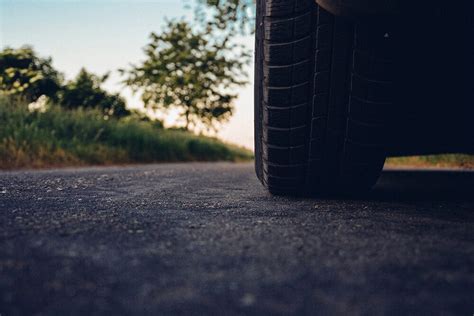 How Can Over Inflated And Under Inflated Tires Cause An Accident
