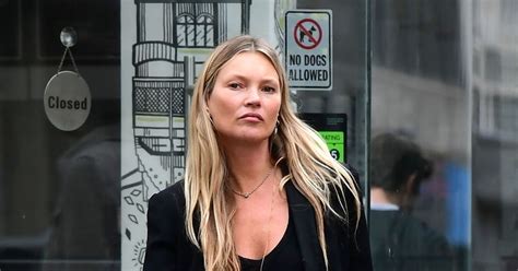 Kate Moss Shows Shes Turned Back Time As She Sports Youthful Glow