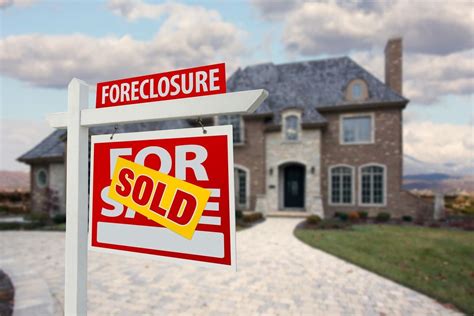What Is A Foreclosure How Can You Invest In One Buying Investment