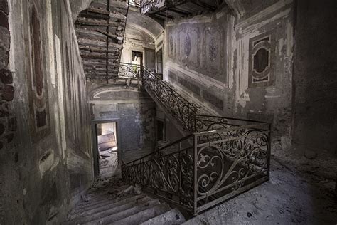 postman  day urban explorer  night criticalmass photographs abandoned italian ruins demilked