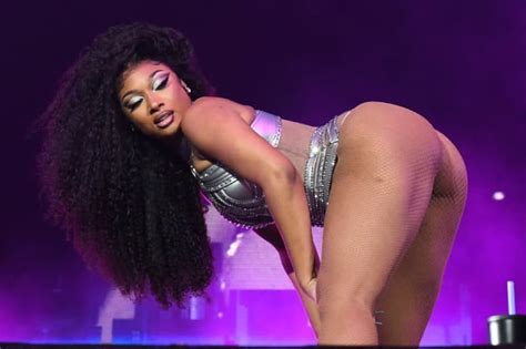 Megan Thee Stallion Works Up A Hot Girl Sweat On Coachellas Main Stage