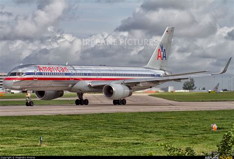 N197an American Airlines Boeing 757 200 At Manchester Photo Id