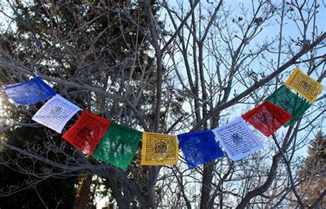 8 Things You Should Know About Tibetan Prayer Flags Before Hanging Them