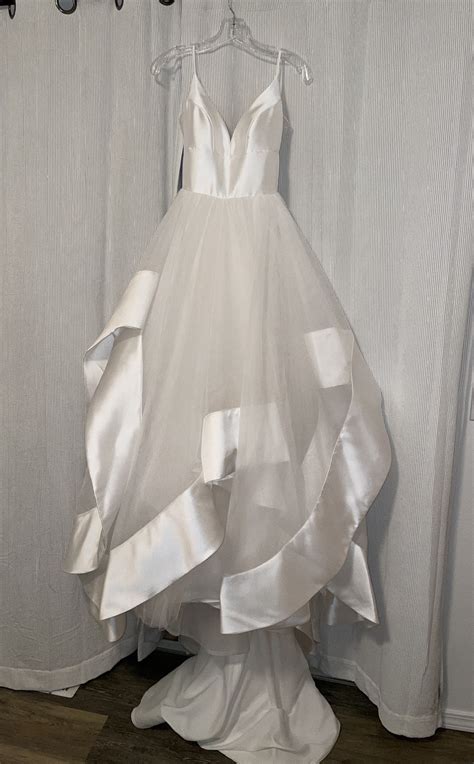 Hayley Paige Andi Gown 6800 Wedding Dress Save 61 Stillwhite