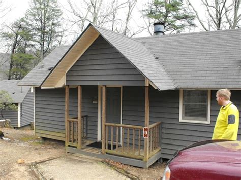 Maybe you would like to learn more about one of these? Cabin 9 - Picture of Amicalola Falls Lodge, Dawsonville ...